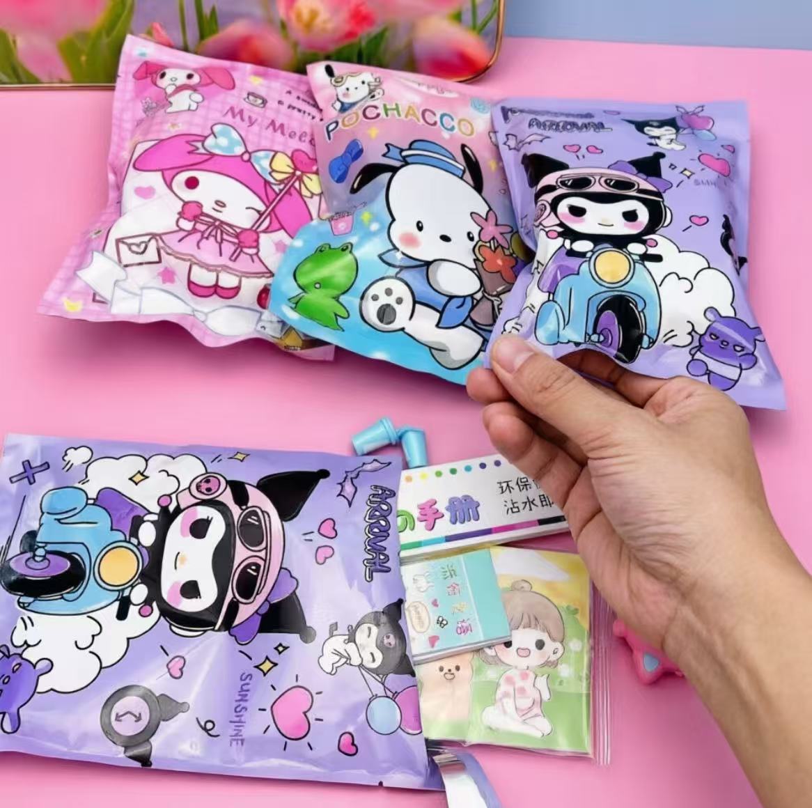 Kawaii Cartoon Mystery Blind B - Home Decor Company 리뷰 및 가격